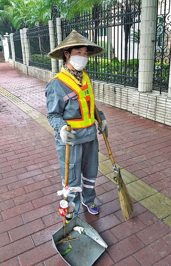 腼腆环卫工自言冇做乜嘢