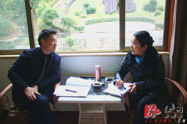 茶陵县政府党组班子集中开展谈心谈话活动