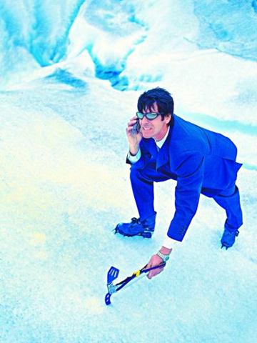 锂电池低温反应速度慢 为何手机不扛冻?