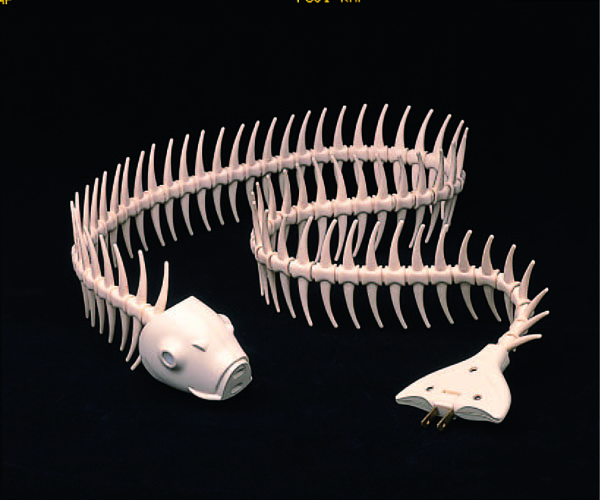 明和电机,和机器一起回到纯真年代