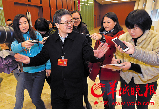 经济下行压力大 曾志权:大家要一起来过紧日子