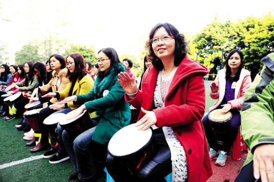 广州市十四届人大六次会议今日开幕