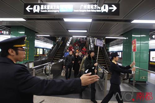 南都直击|硬座票换乘高铁不加价 广州火车站旅