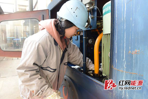 大唐湘潭发电公司员工新春坚守发电一线