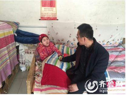 山东台《非常帮助》与爱心企业看望天使妈妈