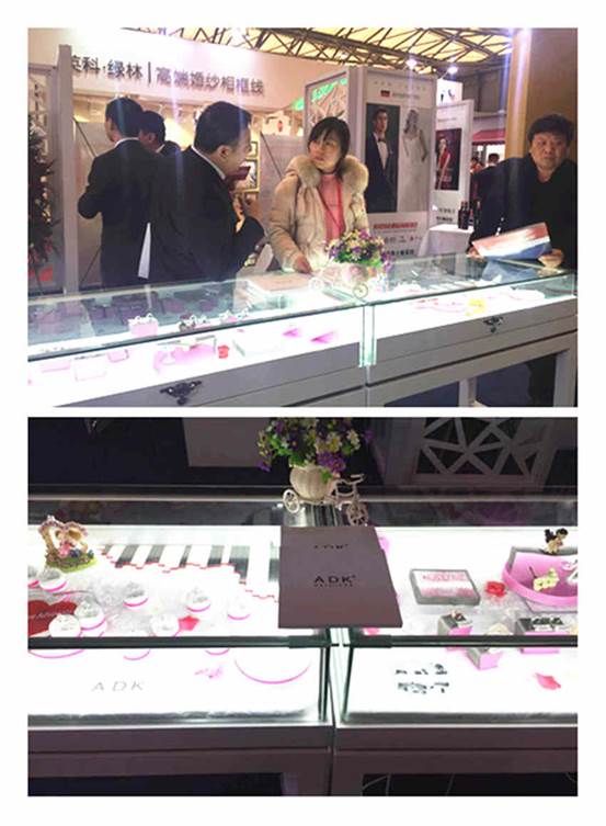 婚纱店里被强干_婚纱店里的婚纱图片(3)
