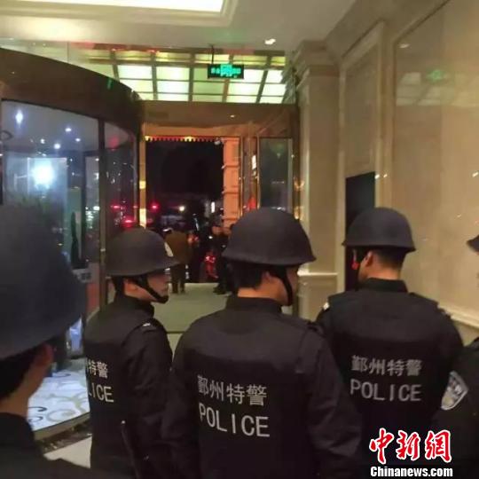 浙江宁波江南水会大型浴场涉黄 已处罚12人