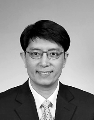 停车管理员换证难治乱收费