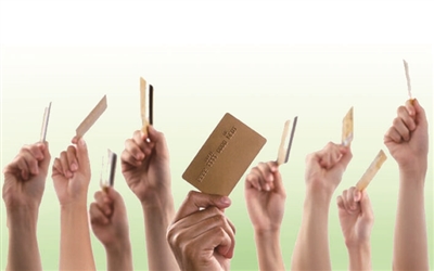 部分银行暂免信用卡超限费