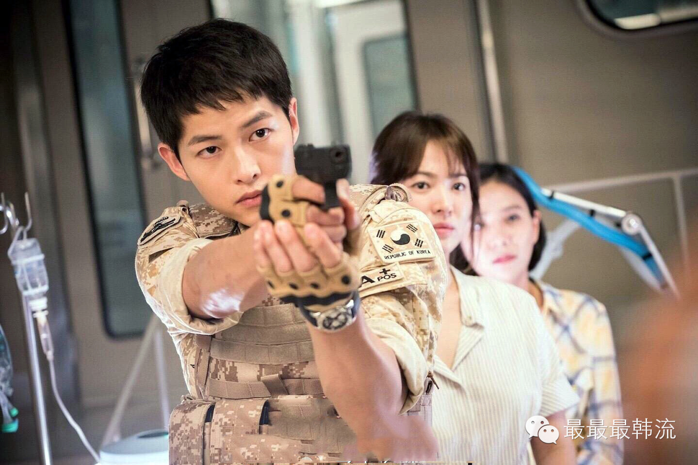 《太阳的后裔》真的只是一部撩妹剧吗?|宋仲基