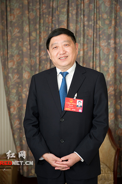 全国人大代表罗祖亮:建议降低中小企业税负