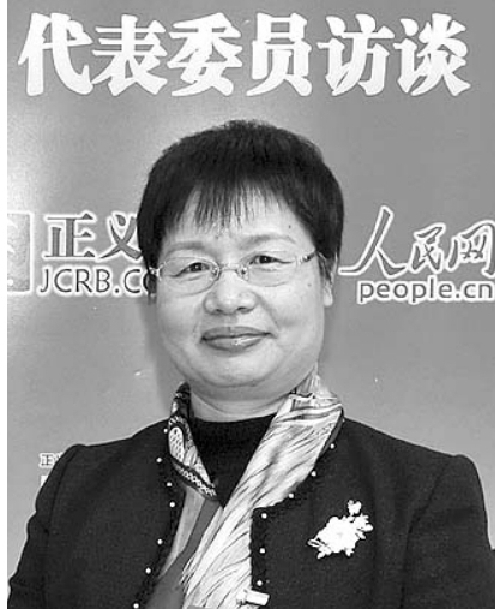 吕忠梅:请多给新环保法一点时间