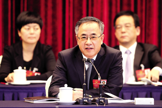 广东经济实力总量连续多少年居首位(2)