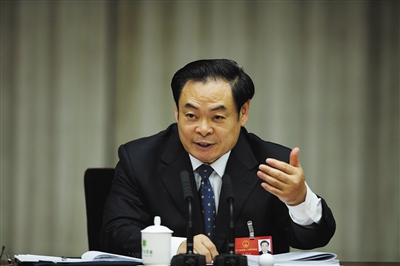 3月6日，全国人大代表、山西省省委书记王儒林谈反腐。新京报记者 侯少卿 摄