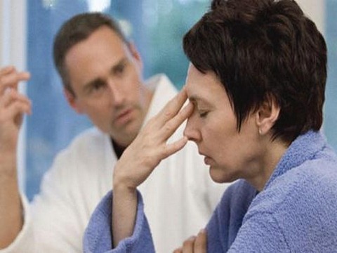 失眠食欲减退?你可能患上春季小抑郁症