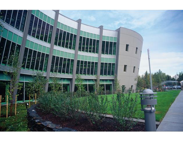 美国阿拉斯加州因油价暴跌陷财政困境,发不出