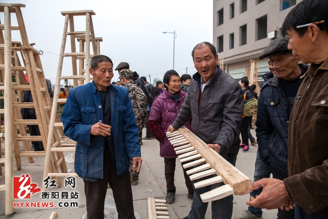 衡阳县渣江镇赶二八热闹非凡(组图)