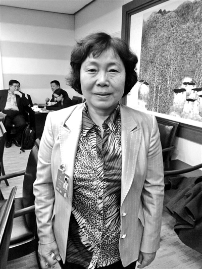 院士点赞:提高英文标识普及率_新浪新闻