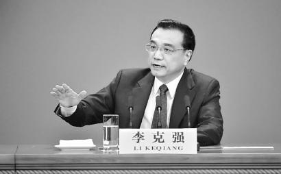 可根据当地情况阶段性、适当下调五险一金缴