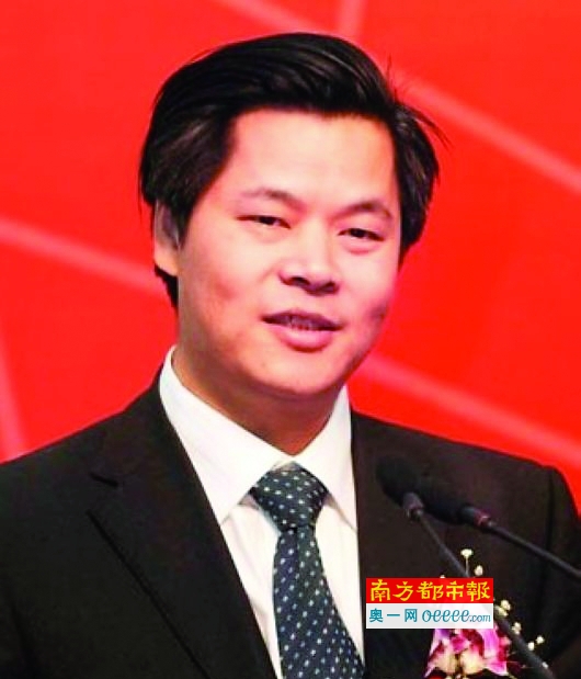 中国社会保障学会会长郑功成