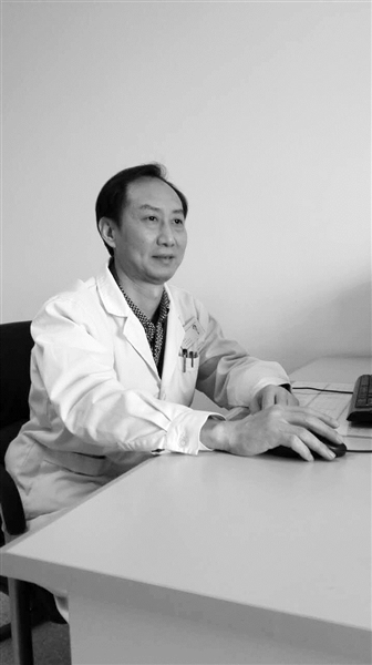 巨无霸甲状腺是正常人的20倍 手术切除+中药治