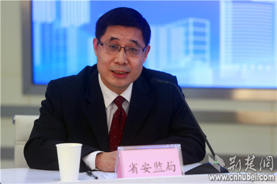 湖北省安监局:让工伤保险专项扩面行动家喻户