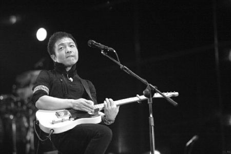 听许巍新歌 喝高晓松鸡汤