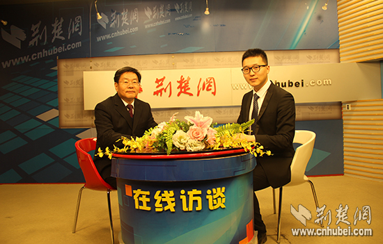 武汉地税局局长做客荆楚网 详解创业创新税收