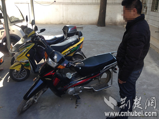 汉川男子摩托车被盗 警方通过北斗定位5小时找