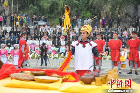 仡佬族人口_务川即将举行仡佬族祭天朝祖祭祀节,时间地点都在这里(2)