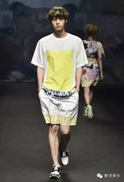 上个月才曝光恋情,这个月就公布结婚!安宰贤具