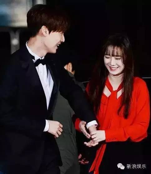 上个月才曝光恋情,这个月就公布结婚!安宰贤具