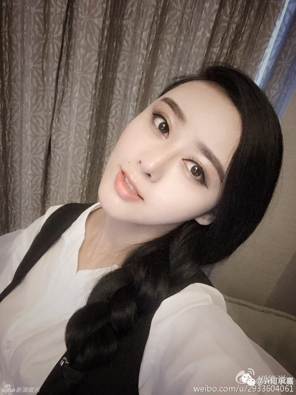 尤其是最后两张,简直是蜜汁相似啊啊啊啊啊啊啊啊啊啊!!!