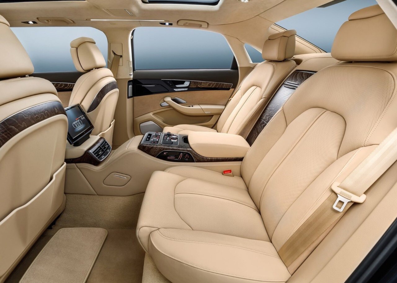 奥迪A8L加长限量版,全球仅限一台