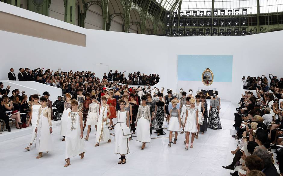 你与时尚之间只差了一个“高定”