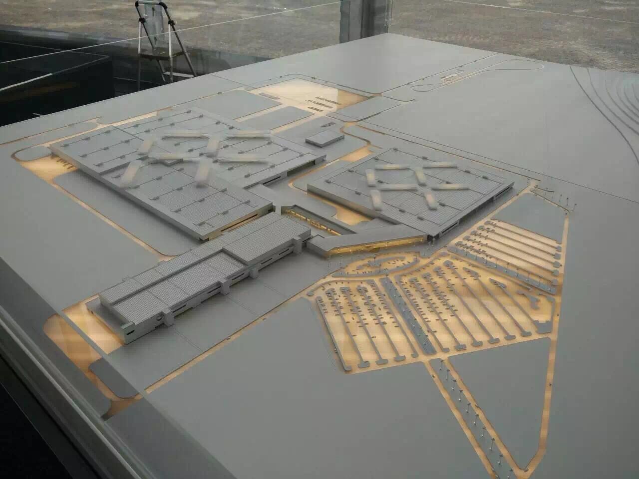 乐视触角正式伸进美国 挖特斯拉墙角