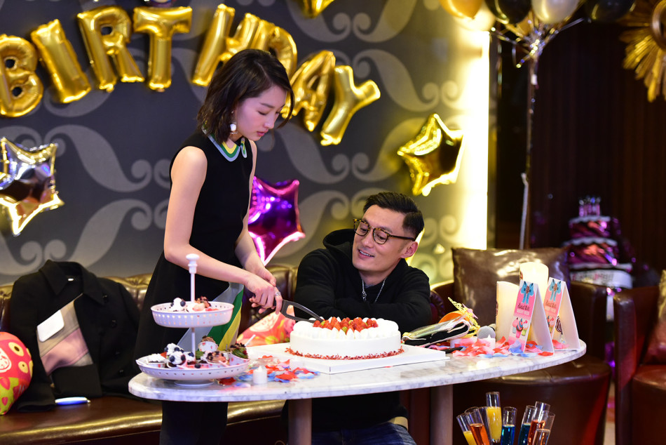 余文乐为周冬雨包迪士尼 成女网友新老公|周冬