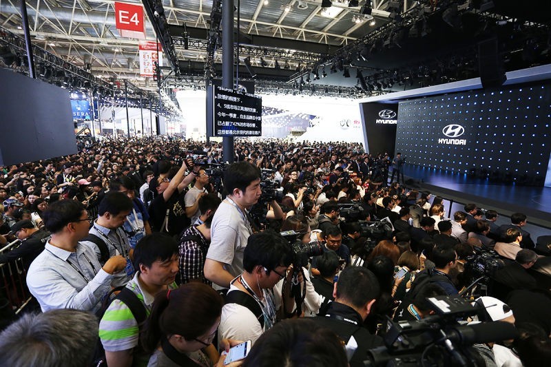 有权志龙的北京车展 是一种怎样的体验?