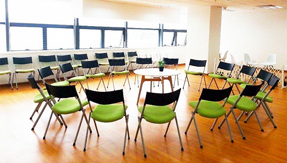 深圳老牌孵化器孔雀机构被强拆 高房价在加速