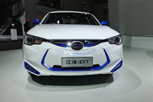 【直击北京车展】江淮连发三款新能源车 要抢