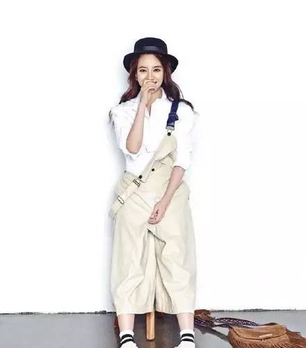 唐嫣阔腿裤神似婴儿连体服