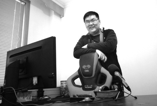 济南小伙成游戏网红,年入70万