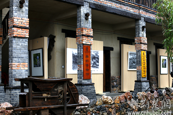“中国摄影村”落户江夏小朱湾 打造荆楚特色旅游村_新浪新闻