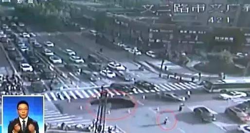 中国协警,何以成为全球网红?