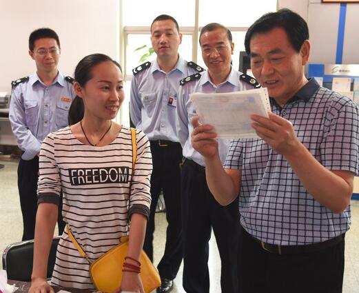 5月1日零时洛阳市开出首张营改增试点增值税