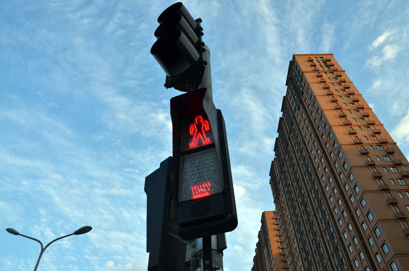 社科院课题组:房价2017年下半年或重回全面下