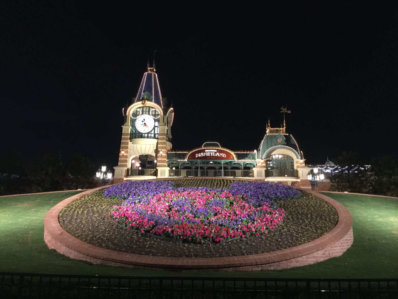 【重磅】上海迪士尼乐园运营测试啦!吃喝玩乐