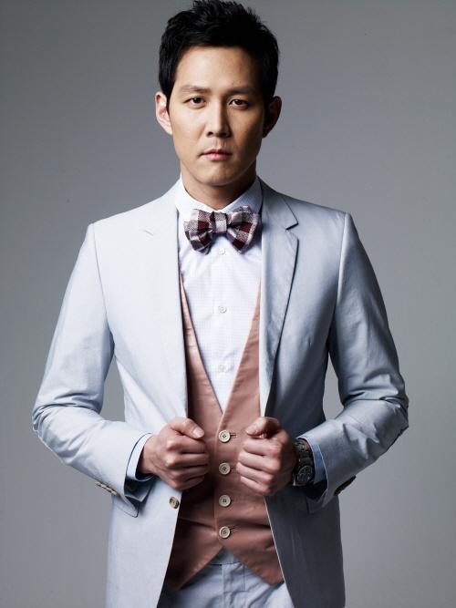 型男李政宰和bigbang里TOP是至亲？坏大叔经历好励志