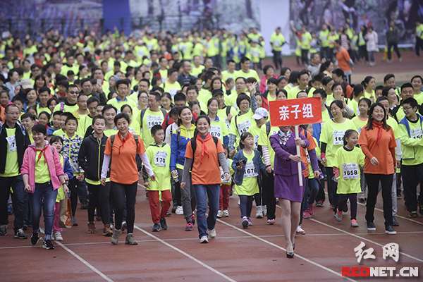 湖南最大定向越野赛在湖南大学举办(组图)