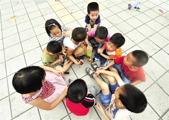 香港地贫人口_香港人口